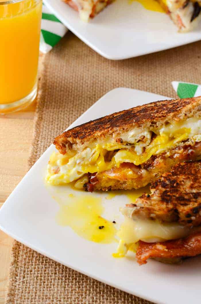 Havarti Breakfast Grilled Cheese Sandwich | A totally perfect, simple breakfast grilled cheese sandwich, made with crispy bacon, fried eggs, and two kinds of Havarti cheese!