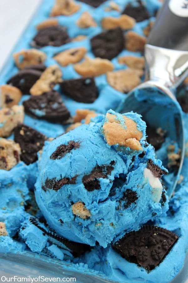 No-Churn-Cookie-Monster-Ice-Cream-2