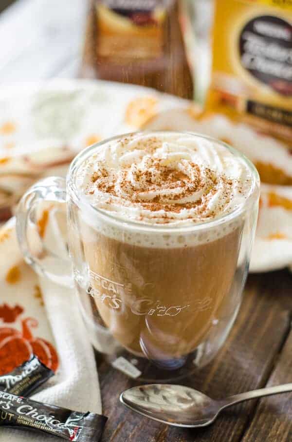 Homemade, no preservatives, and naturally sweetened, it only takes five ingredients to enjoy a perfectly seasonal cup of coffee with this Pumpkin Spice Coffee Creamer! 