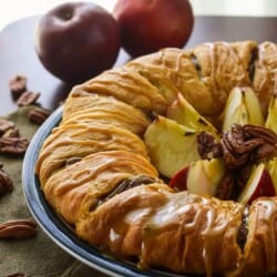 Apple Pecan Pie Breakfast Ring 5 1