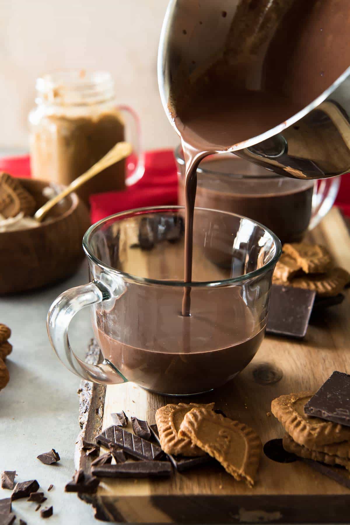 Cookie Butter Hot Chocolate • The Crumby Kitchen