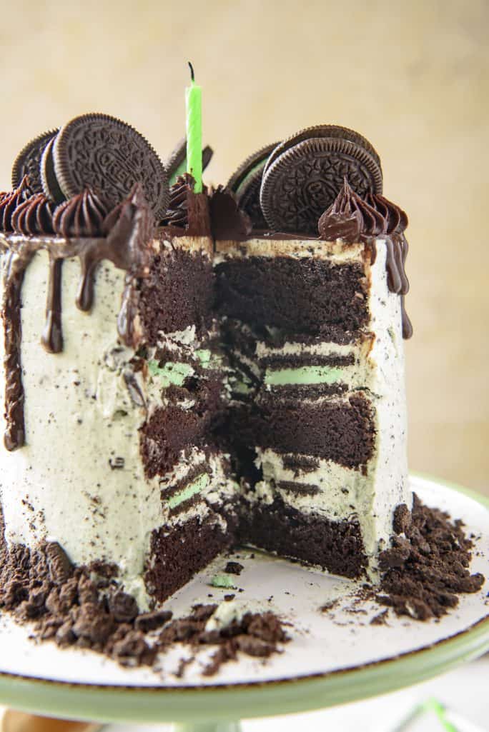 Mint Oreo Cookies and Cream Cake • The Crumby Kitchen