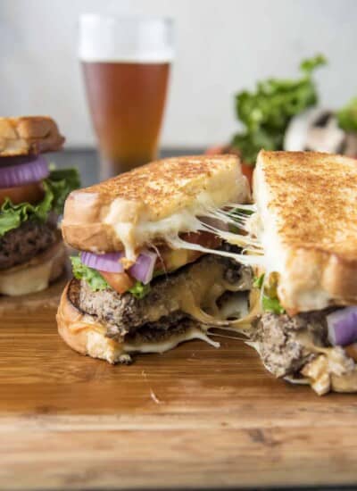 Grilled Cheese Beef and Mushroom Juicy Lucy cheese pull