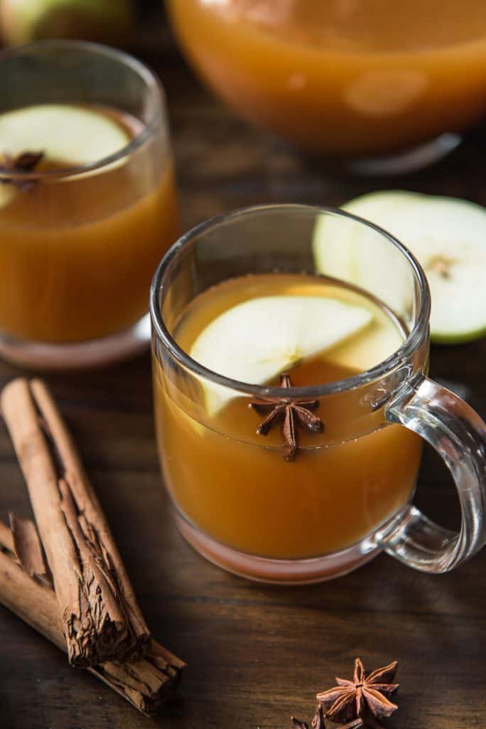 Crock Pot Pumpkin Apple Cider • The Crumby Kitchen