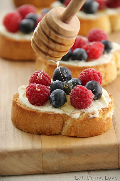 Berry Mascarpone Crostini - 27 Easy Cheesy Holiday Party Appetizers - The Crumby Kitchen